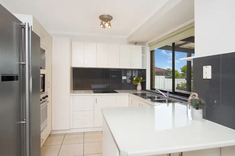 12 Southmore Street, Daisy Hill QLD 4127