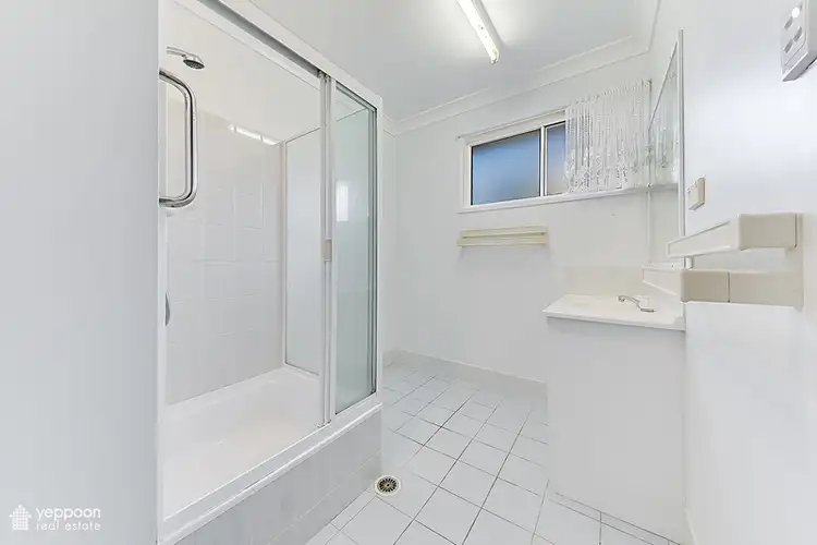 Sixth view of Homely unit listing, 3/37 Adelaide Park Road, Yeppoon QLD 4703