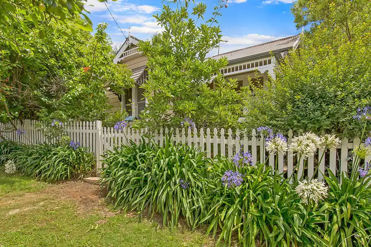 2 Clarence Street, Katoomba NSW 2780