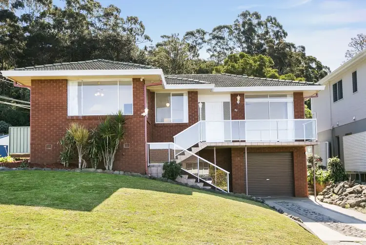 49 Robinsville Crescent, Thirroul NSW 2515