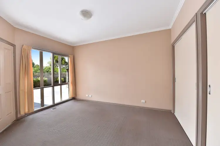 Sixth view of Homely unit listing, 2/7 Kyneton Ave, Reservoir VIC 3073