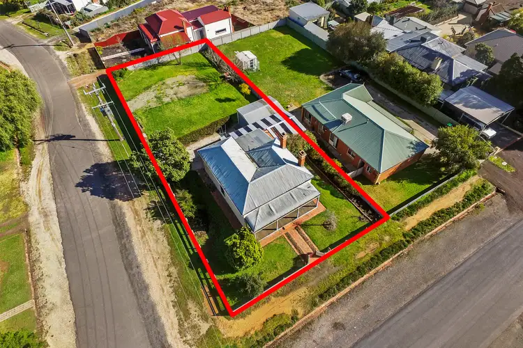 8 Willan Street, Eaglehawk VIC 3556