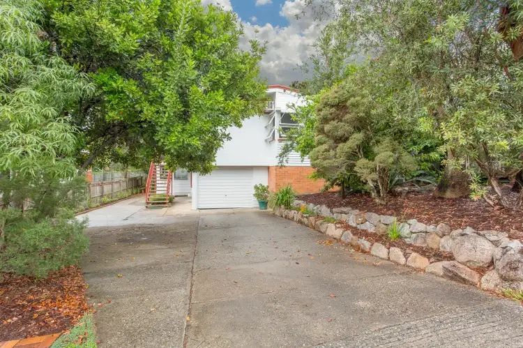 3 Kendale Street, Stafford Heights QLD 4053