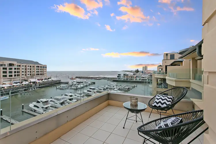 22/30 Colley Terrace, Glenelg SA 5045
