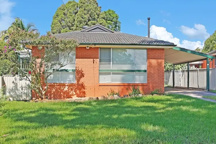 18 Cowper Drive, Camden South NSW 2570