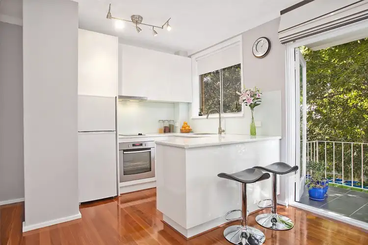Second view of Homely apartment listing, 15/104 Crown Road, Queenscliff NSW 2096