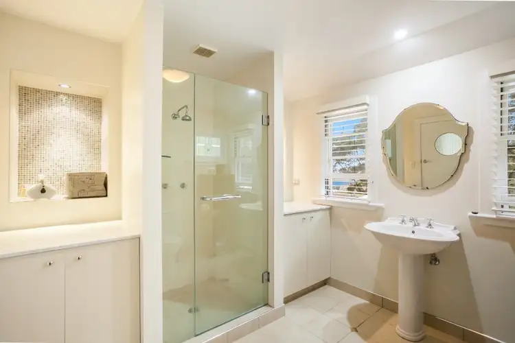 Fifth view of Homely house listing, 2 Asquith Street, Austinmer NSW 2515