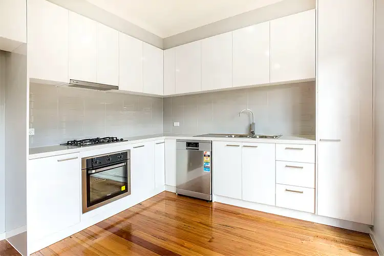 Fifth view of Homely townhouse listing, 2/170-172 Hilton Street, Glenroy VIC 3046