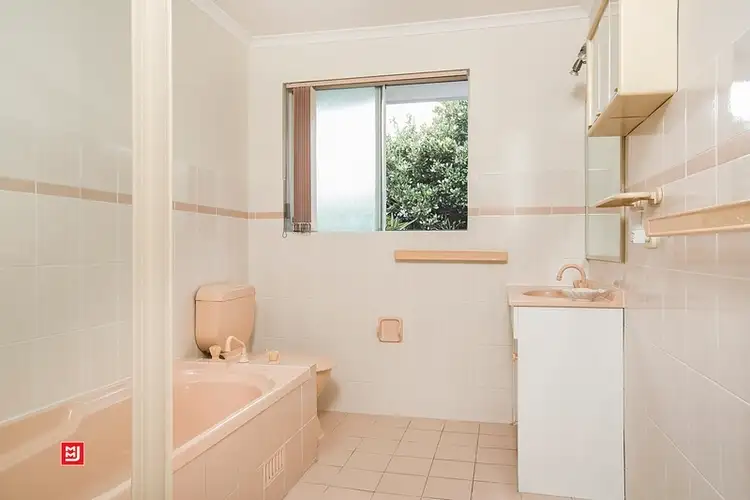 Fifth view of Homely villa listing, 2/5 Grafton Street, Fairy Meadow NSW 2519