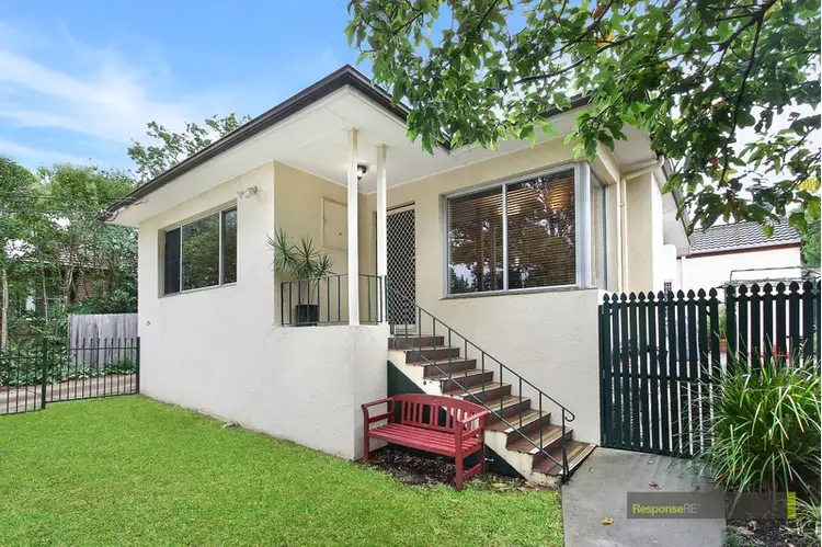 15a Margaret Street, Northmead NSW 2152