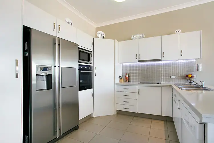 Sixth view of Homely house listing, 5/67 Doubleview Drive, Elanora QLD 4221