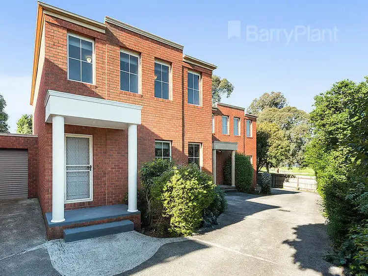 3/3 Berkley Street, Wantirna South VIC 3152