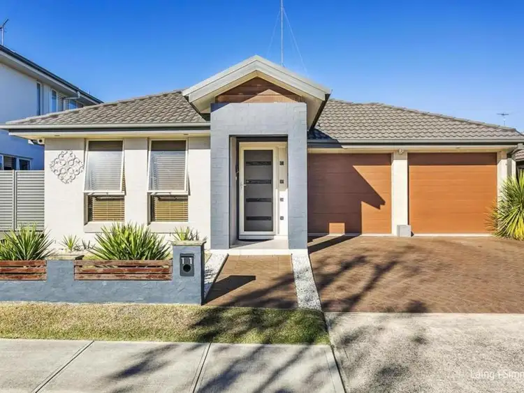 11 Marshall Avenue, Ropes Crossing NSW 2760