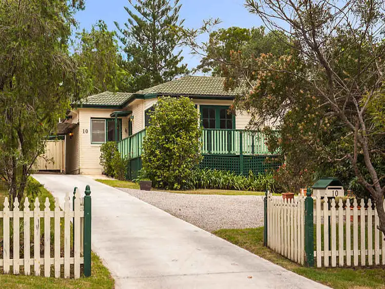 Main view of Homely house listing, 10 Ulm Avenue, Turramurra NSW 2074