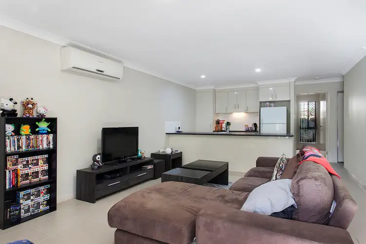 Fifth view of Homely semi-detached listing, 2/32 Diamantina Circuit, Pacific Pines QLD 4211