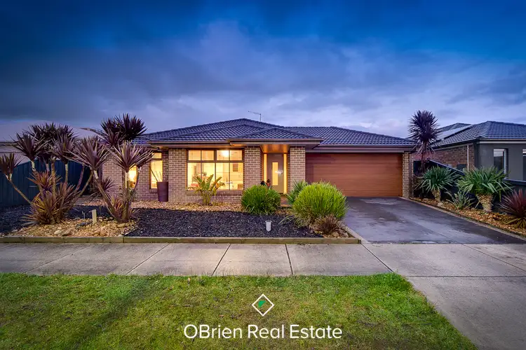 Second view of Homely house listing, 9 Lisa Avenue, Pakenham VIC 3810