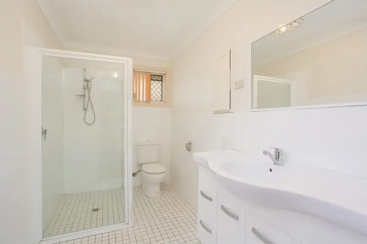Sixth view of Homely house listing, 4 Zeppo Place, Mcdowall QLD 4053