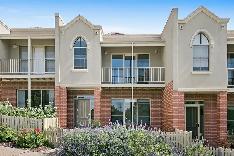 Main view of Homely townhouse listing, 6/190 St Aidans Road, Kennington VIC 3550
