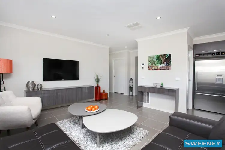 Second view of Homely house listing, 15 Rivoli Close, Plumpton VIC 3335