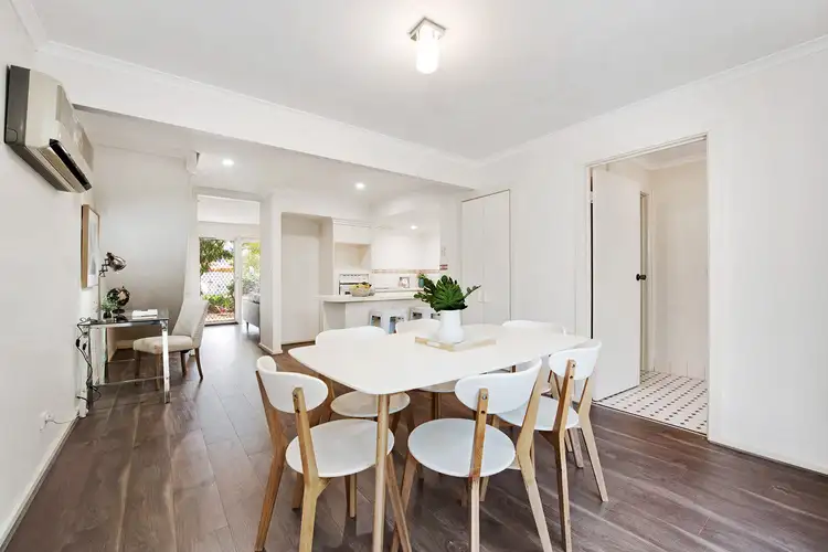 2/2A Maldon Avenue, Mitchell Park SA 5043