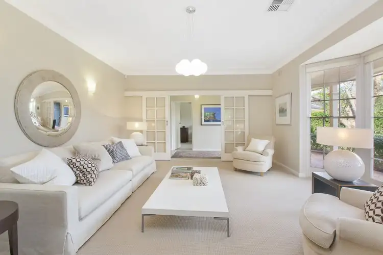 10 Priestley Close, St Ives NSW 2075