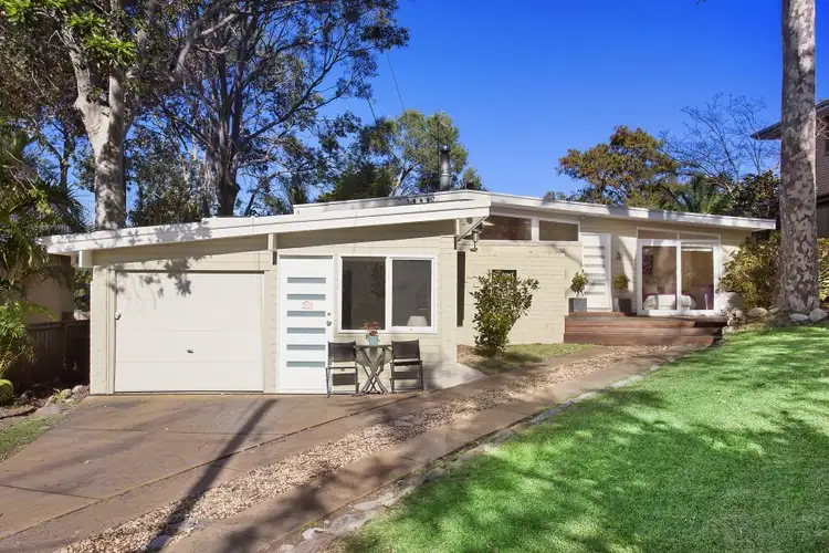 Second view of Homely house listing, 7 Bayview Place, Bayview NSW 2104