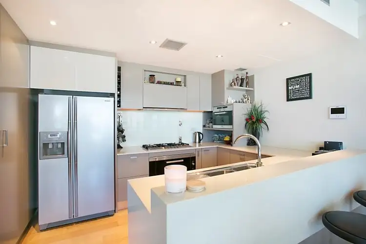 Fifth view of Homely apartment listing, 302/252 Hedges Avenue, Mermaid Beach QLD 4218