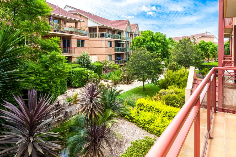 Main view of Homely unit listing, 33/125 Banksia Street, Botany NSW 2019