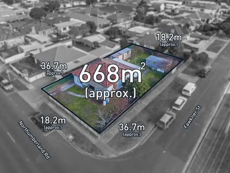 27 Northumberland Road, Sunshine North VIC 3020