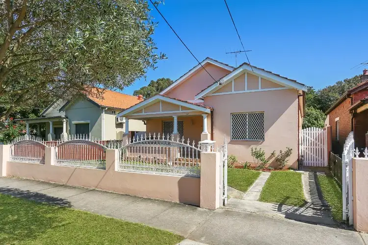 205 Doncaster Avenue, Kensington NSW 2033