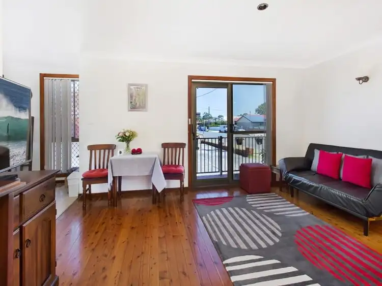Fifth view of Homely unit listing, 2/14 Shellharbour Road, Lake Illawarra NSW 2528