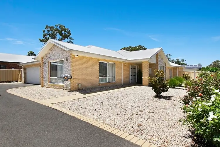 1 Saddle Court, Maiden Gully VIC 3551