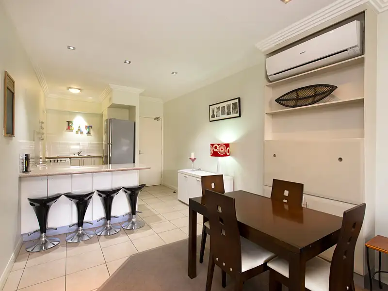 Main view of Homely unit listing, 1/146 Clarence Road, Indooroopilly QLD 4068