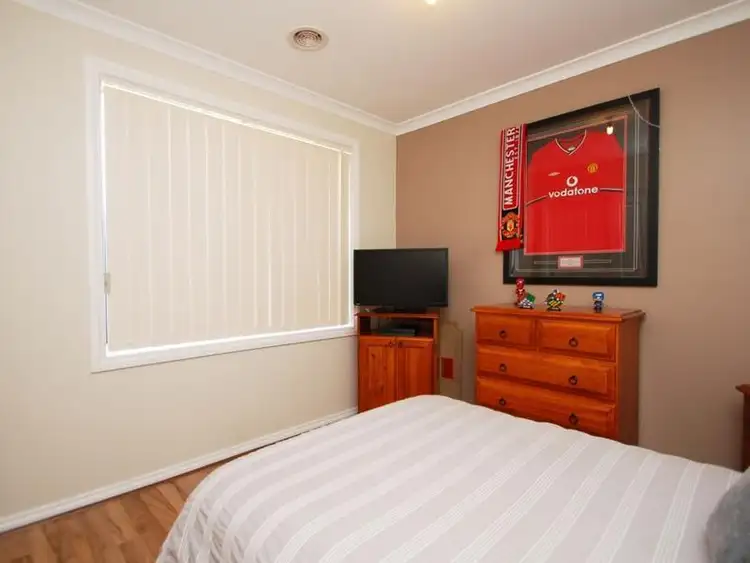 Fifth view of Homely unit listing, 2/8 Katnook Court, Meadow Heights VIC 3048