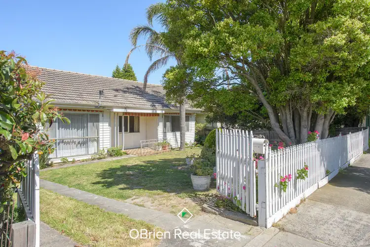 19 Irving Road, Dandenong North VIC 3175