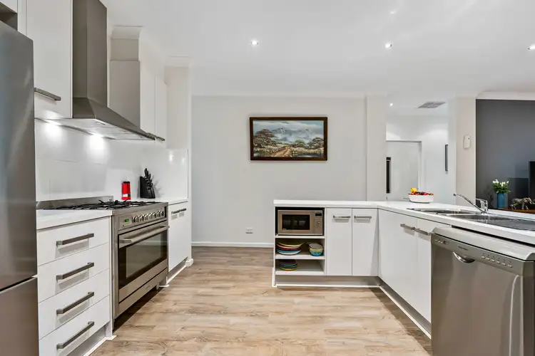 Fifth view of Homely house listing, 16 Coronation Street, Taylors Hill VIC 3037