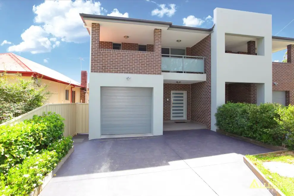 Main view of Homely semi-detached listing, 5 Cheatle Street, East Hills NSW 2213
