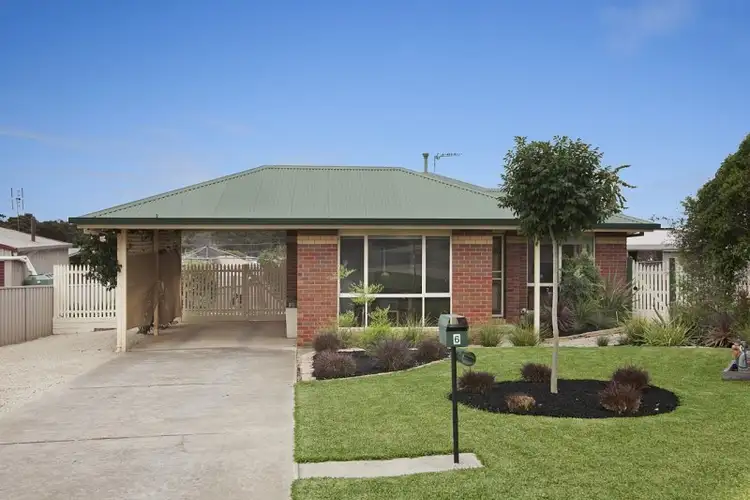 Main view of Homely house listing, 6 Narini Court, Eaglehawk VIC 3556
