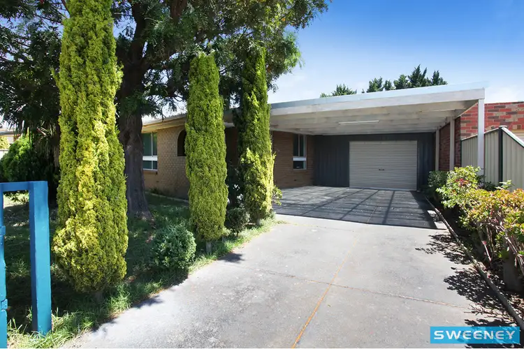 26 Chester Crescent, Deer Park VIC 3023