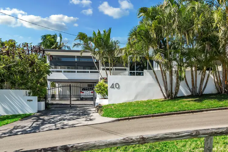 40 Arkana Drive, Noosa Heads QLD 4567