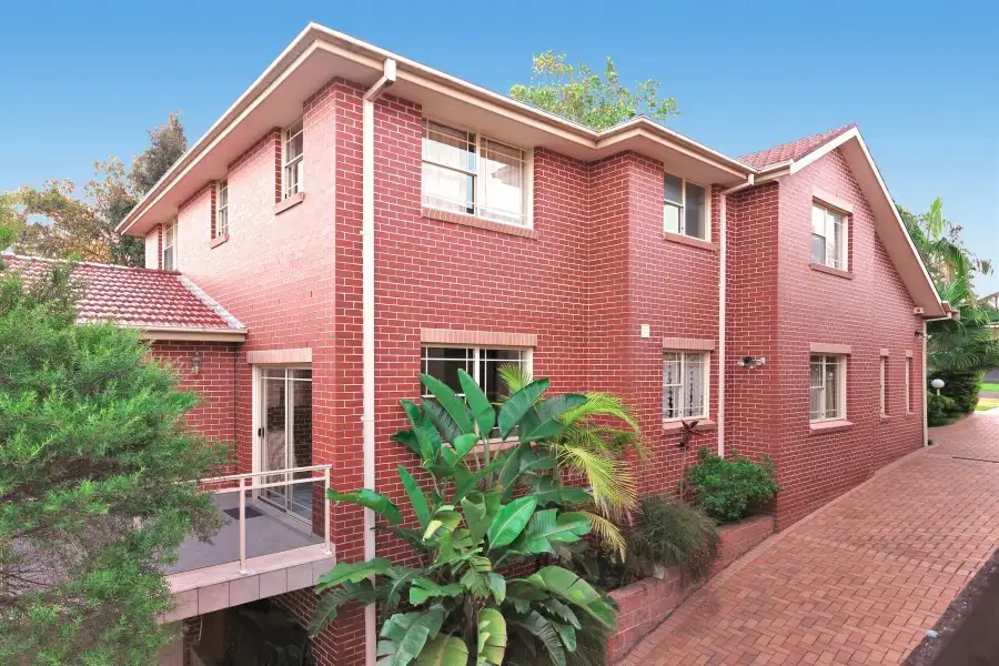 Main view of Homely house listing, 10 Strathmore Parade, Roseville NSW 2069