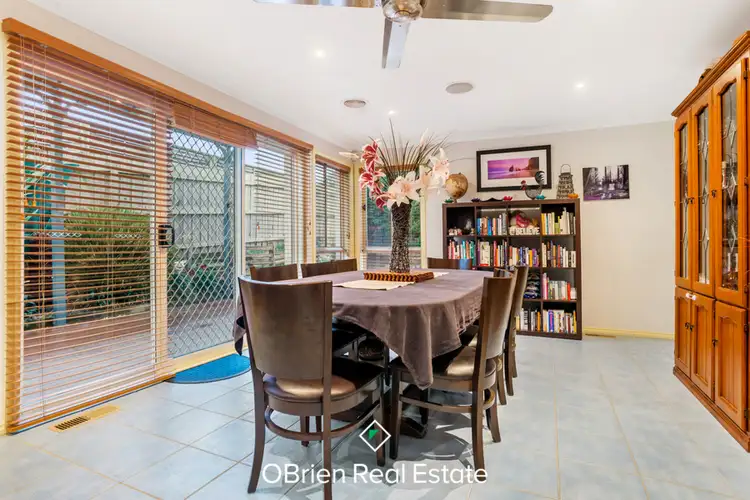 Fifth view of Homely house listing, 7 Jennifer Court, Langwarrin VIC 3910