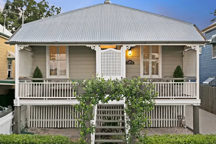 31 McIntyre Street, Wooloowin QLD 4030