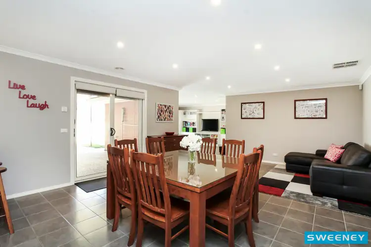 Seventh view of Homely house listing, 15 Bramshaw Crescent, Hillside VIC 3037