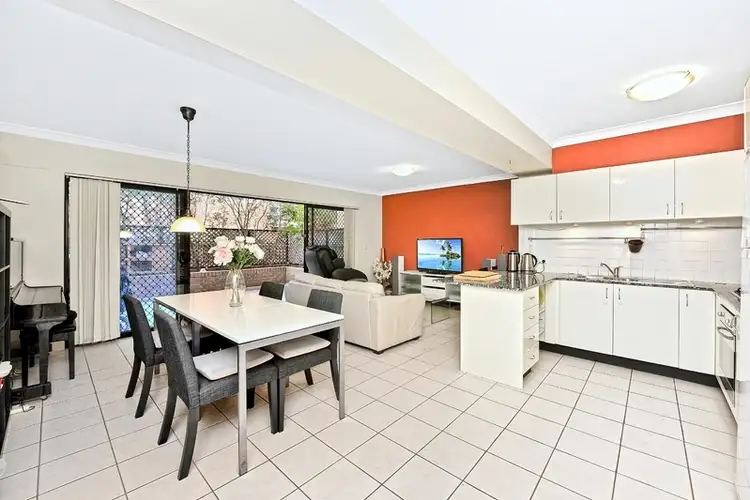 Third view of Homely apartment listing, 6/5 Exeter Road, Homebush West NSW 2140