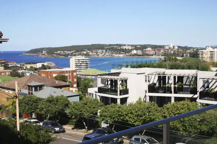 Main view of Homely apartment listing, Unit 5/63 Crown Road, Queenscliff NSW 2096