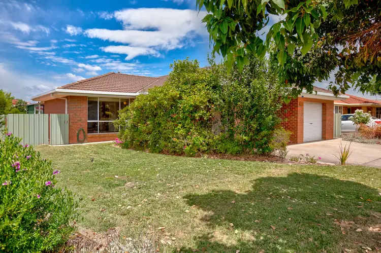 429 Schaefer Street, Lavington NSW 2641