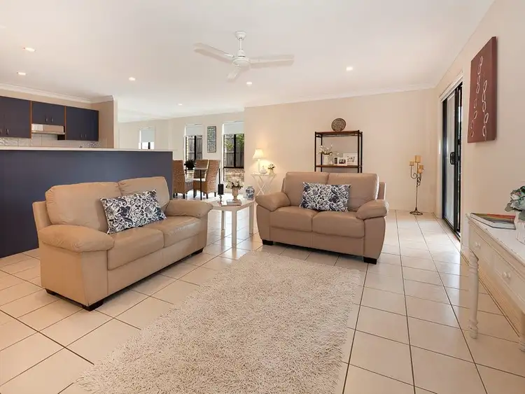 8 Milliken Circuit, Forest Lake QLD 4078