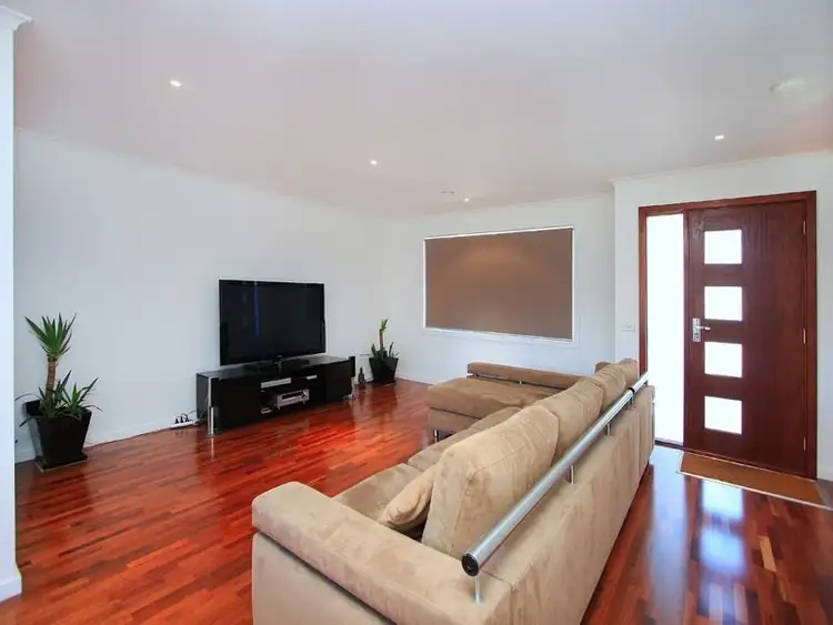 Second view of Homely house listing, 9 Vanessa Court, Somerville VIC 3912