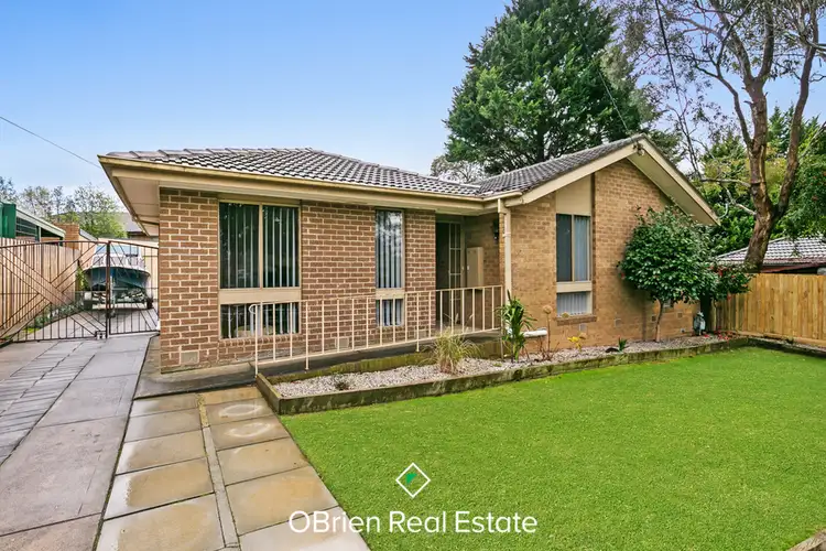 10 Nyora Close, Frankston VIC 3199